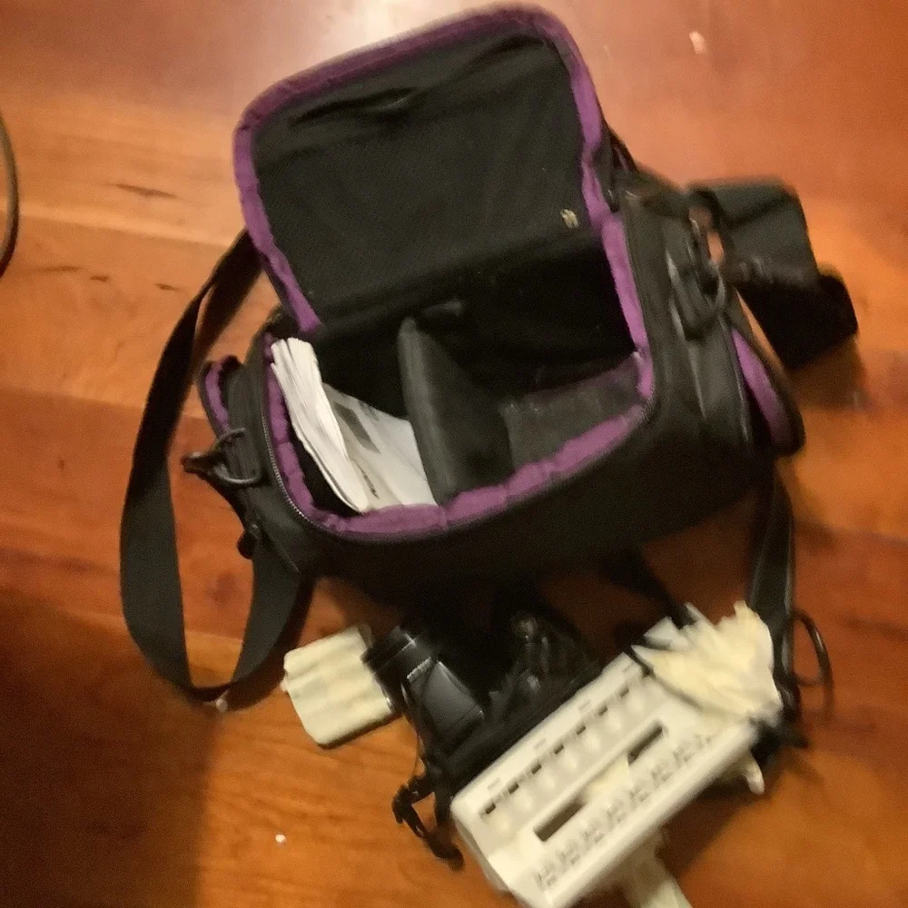 camera batteries charger batteries too